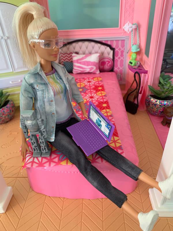Details about   Barbie Career of the Year Robotics Engineer Doll Blonde Dolls Girls Gift Toys 
