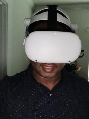 Meta Quest 2 - Virtual Reality Gaming System, All-In-One