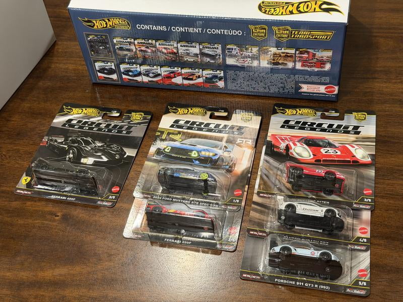 Customer reviews for Hot Wheels Car Culture & Team Transport