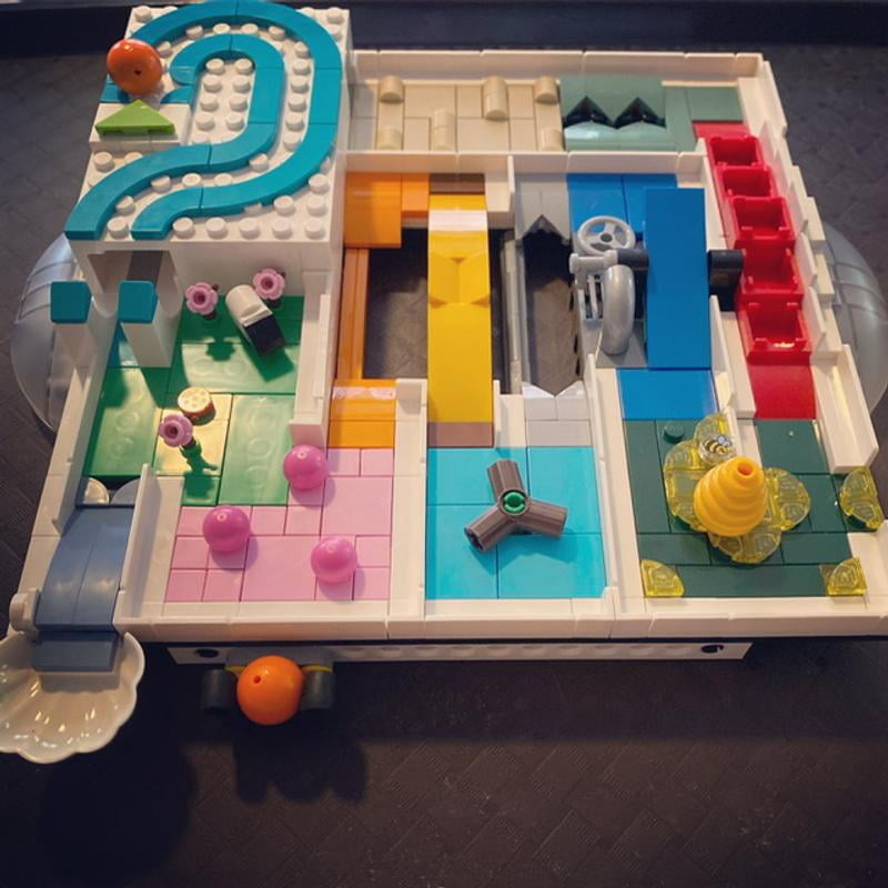 マレ LEGO Magic Maze Store Exclusive Building Set, 40596, 332 Pieces