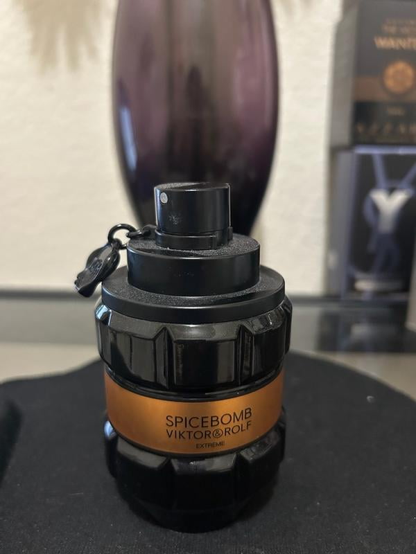 Viktor & Rolf Spicebomb Extreme Eau De Parfum Spray for Men 1.7 oz