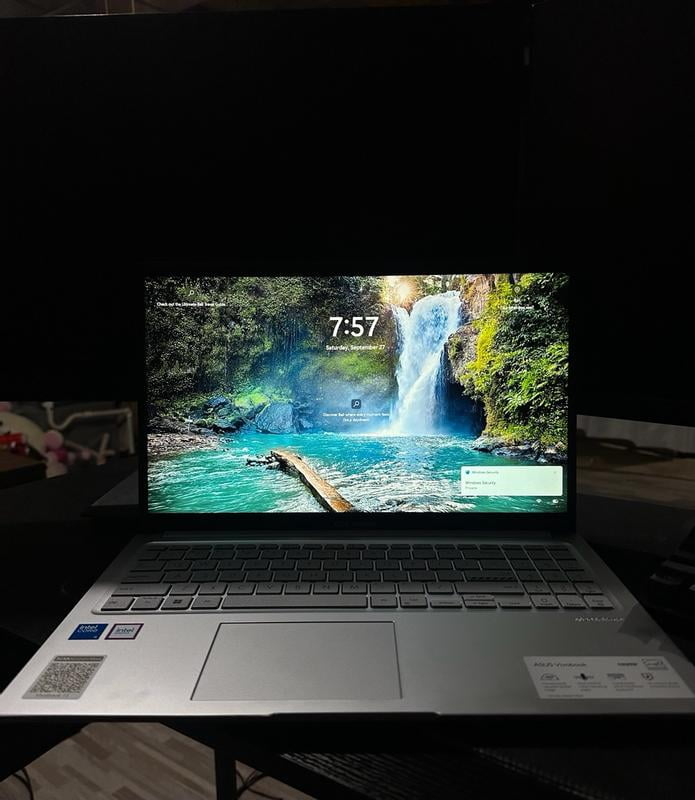 ASUS Vivobook 15.6” FHD IPS PC Laptop Intel Core 5 120U 16GB RAM
