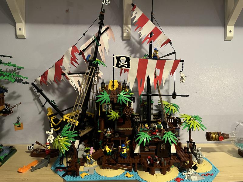 LEGO Creator 3 in 1 Pirate Ship Building Set, Kids can Rebuild the
