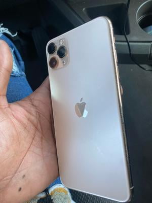 Pre-Owned Apple iPhone 11 Pro Max - Carrier Unlocked - 64 GB