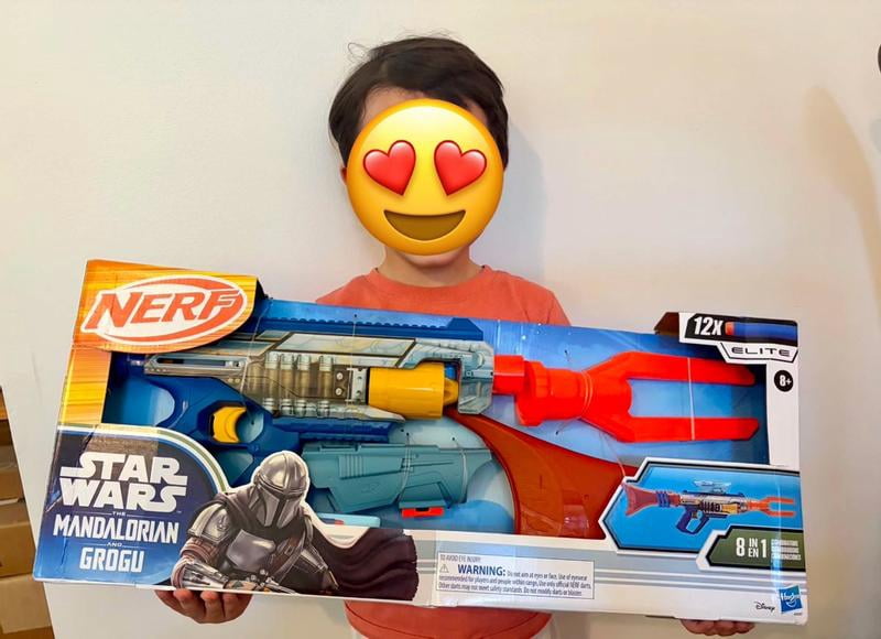 Nerf Star Wars The Mandalorian Blaster, 3 Attachments, Indoor and