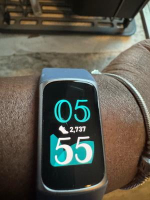 Fitbit Charge 5 Wireless Activity & Heart Rate Fitness Tracker
