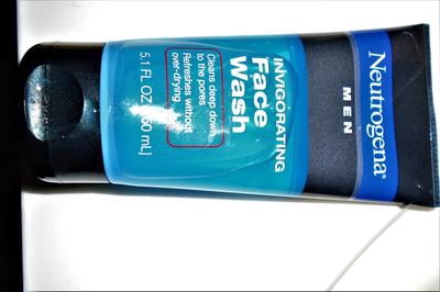 neutrogena men's invigorating daily foaming gel face wash