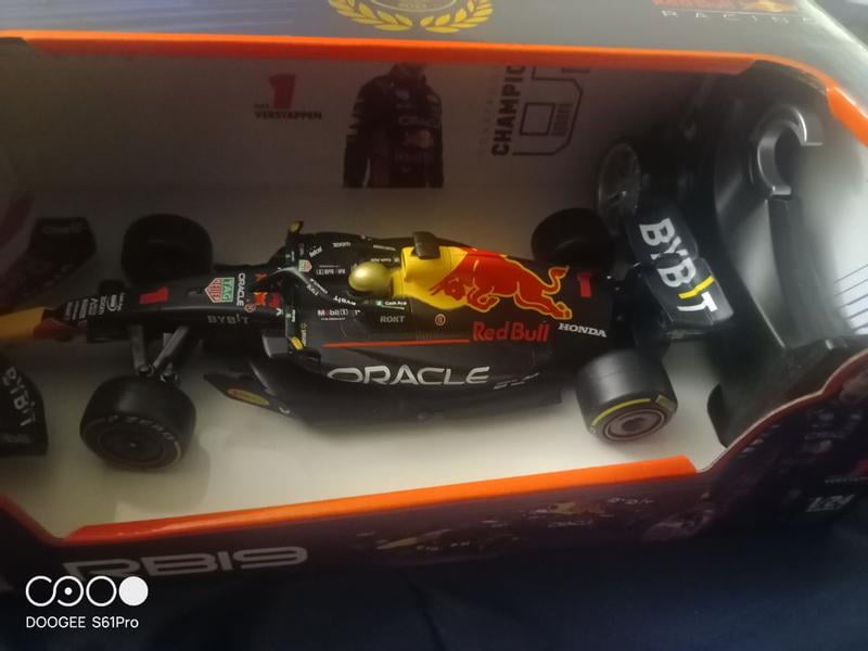 Maisto Tech Formula Racing 1:24 Oracle Red Bull Max Verstappen RC