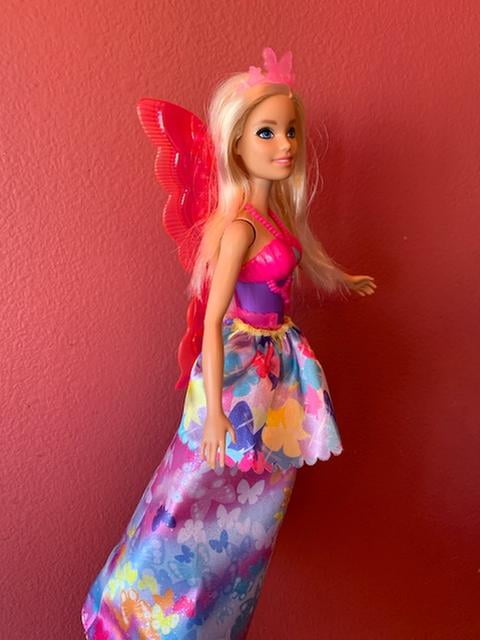 barbie dreamtopia dress up doll gift set