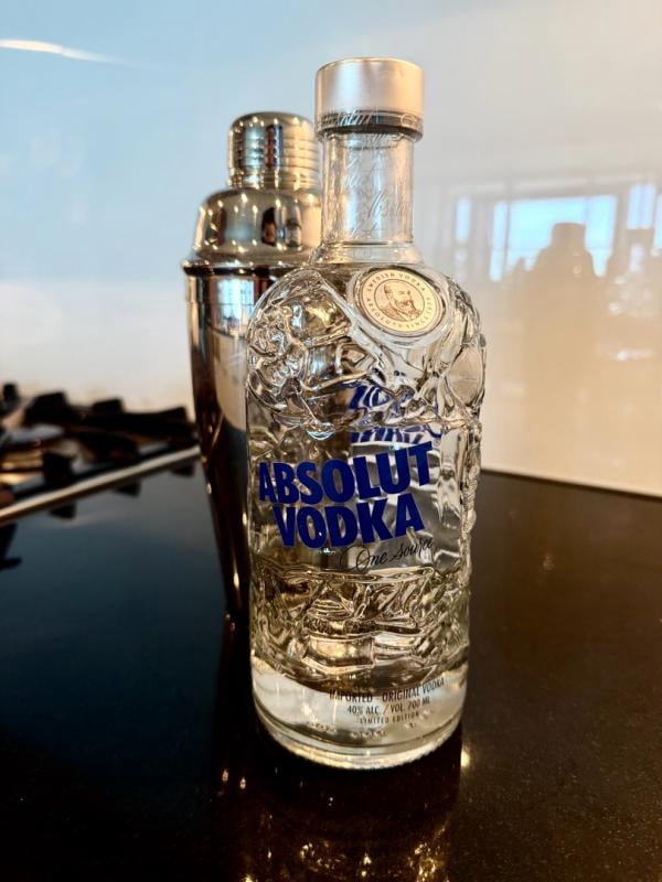 Absolut Original Vodka, 750 mL Bottle, 40% ABV, Swedish-made