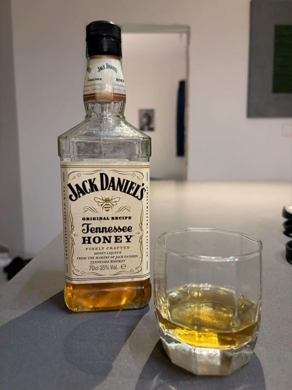 Jack Daniel's Tennessee Honey Flavored Whiskey Specialty, 750 ml