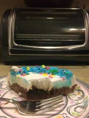 Carvel Lil Love Chocolate And Vanilla Ice Cream Cake And Crunchies 25 Fl Oz Walmart Com Walmart Com