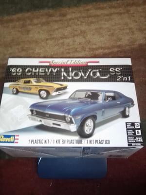 Revell Classic Car '69 Chevy Nova SS 1:25 Plastic Model Kit for