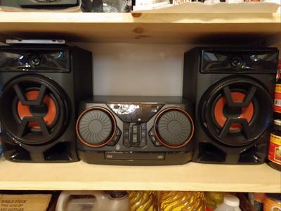 lg xboom 300w
