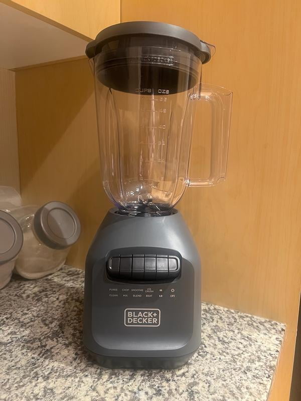 BLACK+DECKER Ice Crush Blender, BL2209PBW, 56 oz 7-cup jar, 700W