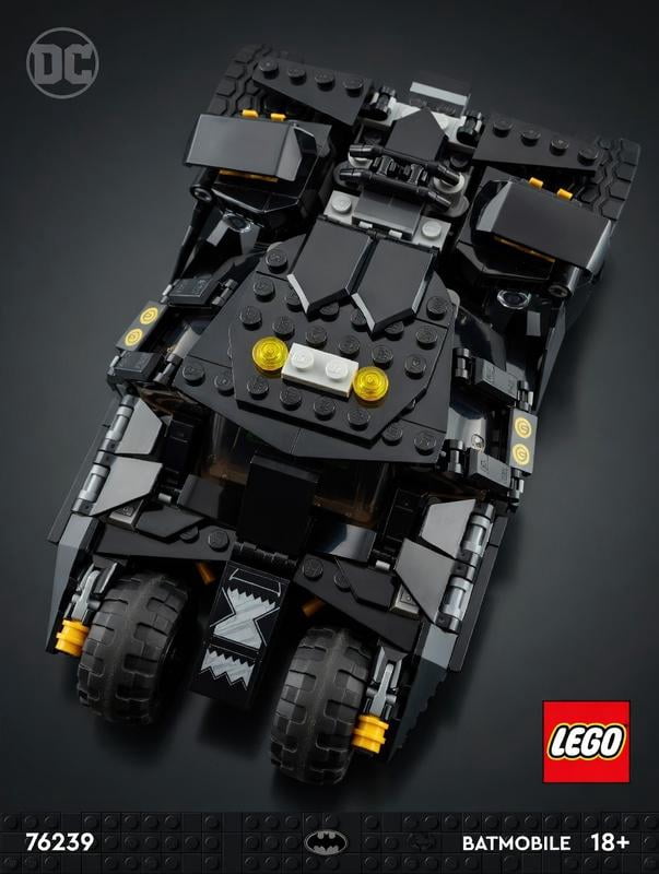 LEGO DC Batman Batmobile Tumbler Scarecrow Showdown, 76239, 422