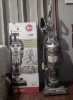 Hoover Air Lift Steerable Bagless 