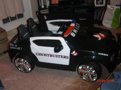 kid trax dodge charger pursuit 12v police car kt1111wm ride on