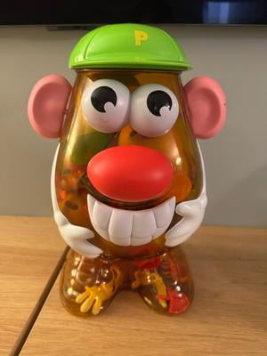 Playskool Super Spud Action Figures Set, Mr. Potato Head, Mrs