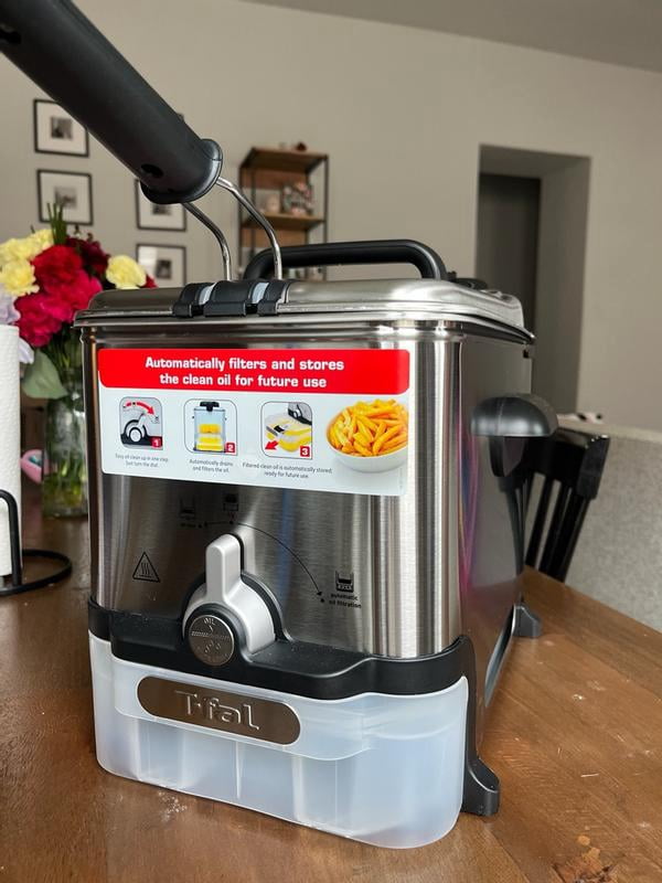T-fal EZ Clean Large Cooker Deep Fryer with Basket, Oil Filtration