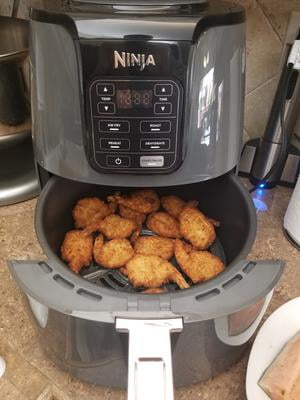 Ninja AF100 Gently Used Air Fryer - Black Designed To Cook Up To 2 Lbs of  Food