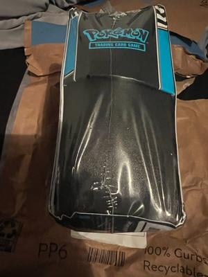 Pokmon Scarlet & Violet Black Bolt Elite Trainer Box 10.5" - Walmart.com