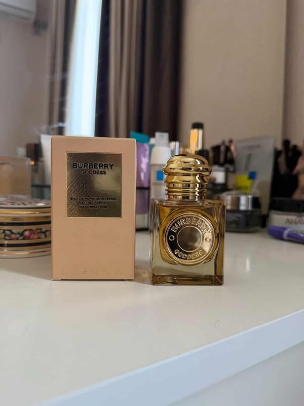Burberry Goddess EDP Spray 1.6 oz, Vanilla and Lavender Fragrance