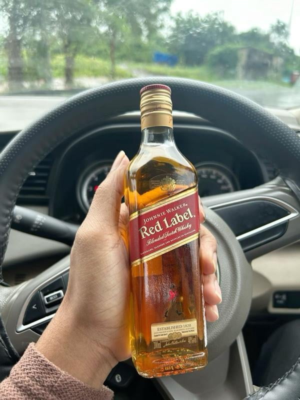 Johnnie Walker Red Label 50mL, 40% ABV - Walmart.com