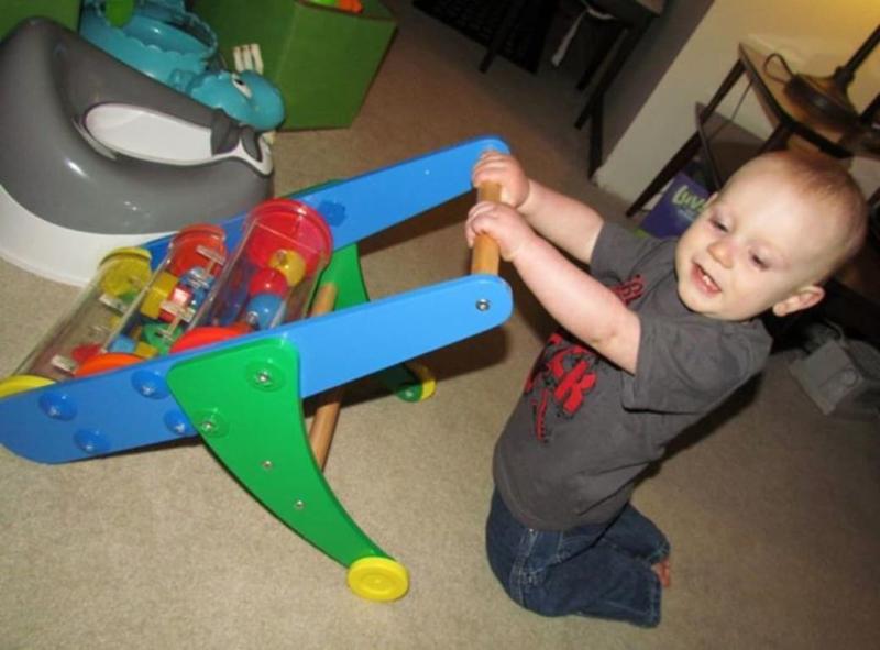 melissa & doug rattle rumble wooden push toy and activity walker