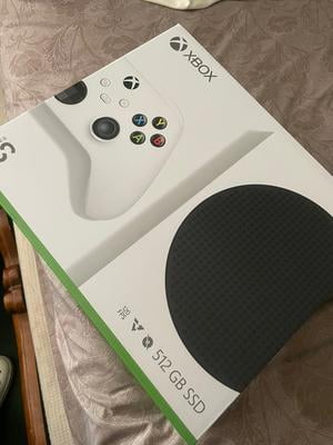 Xbox Series S, 512GB SSD, All Digital Gaming Console, Robot White