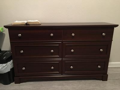 Sauder Palladia Traditional Dresser Select Cherry Finish