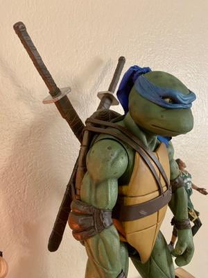 Teenage Mutant Ninja Turtles Movie 1990 Leonardo 1:4 Scale Action Figure