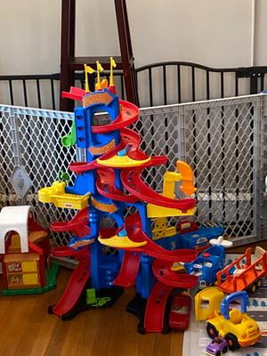 take turns spiral speedway