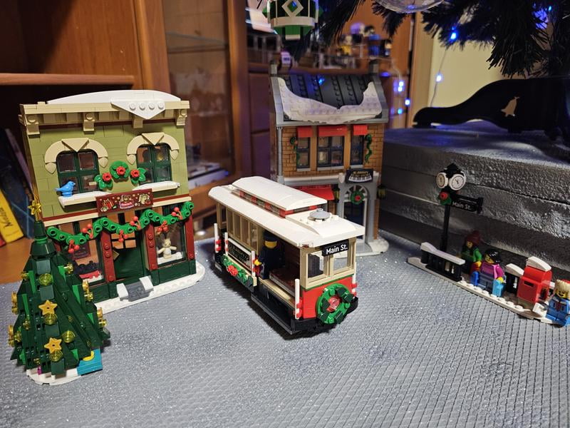 Lego Winter Village 2020 Christmas Lego Lego Christmas Elf Club
