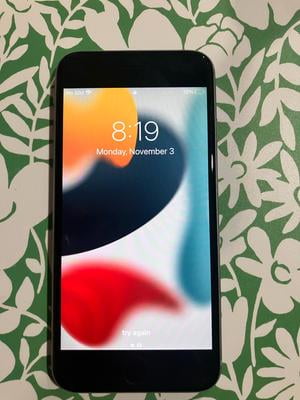 Apple iPhone 6, 32GB, Space Gray, Refurbished, Straight Talk
