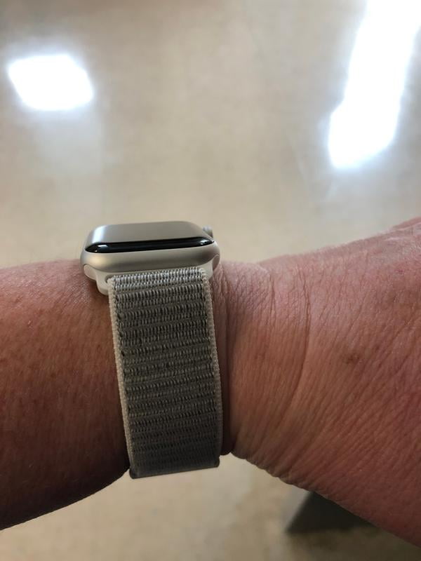 apple watch silver aluminum case with seashell sport loop