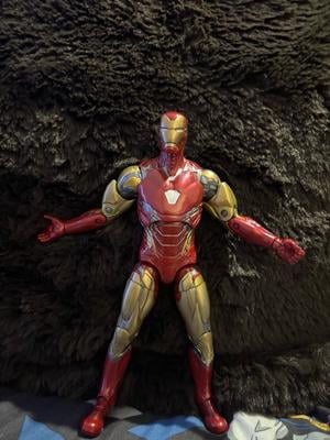 Marvel Legends Series Iron Man Mark LXXXV Avengers: Endgame Action