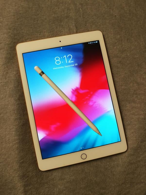 Apple 10.2-inch iPad (7th Gen) Wi-Fi + Cellular 32GB