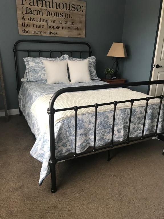 Livingston Eastern King Panel Metal Bed Dark Bronze Com - Livingston Queen Panel Metal Bed Dark Bronze Livingston Eastern King Panel Metal Bed Dark Bronze Com - Livingston Queen Panel Metal Bed Dark Bronze