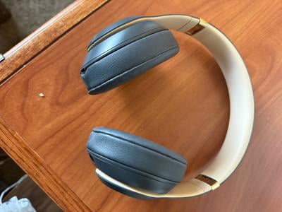 Beats by Dr. Dre, Studio3 Wireless Noise Cancelling Headphones