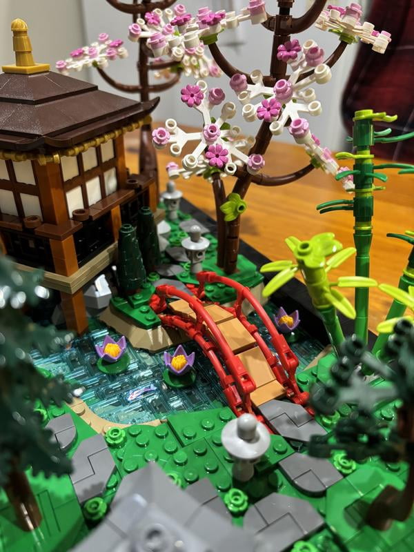 Free Shipping! LEGO Icons Tranquil Garden Building Set for Adults