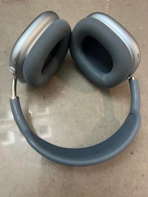 Apple AirPods Max (USB-C) - Midnight - Walmart Business Supplies