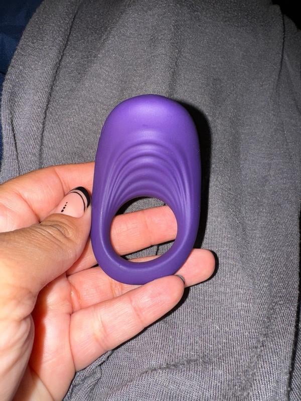 Trojan Dual Pleasure Vibrating Ring for Couples, 8 Vibration Speeds, USB  Rechargeable, Easy to Clean, 1 Count - Walmart.ca