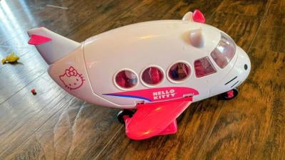 Jada Sanrio Hello Kitty and Friends – Hello Kitty Airline Play Set