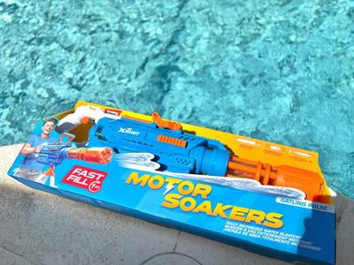 Free Shipping! X-Shot Water Gatling Motor Soaker with Fast Fill