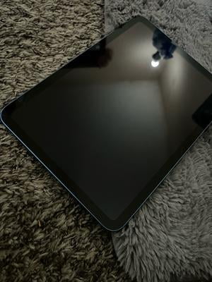 Open Box, Restored Apple iPad 10.9