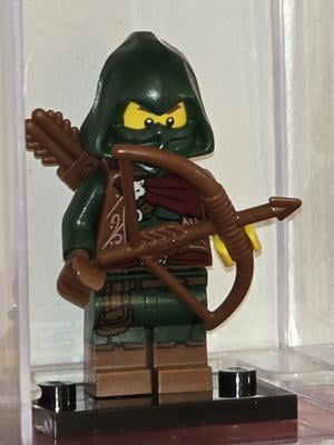 LEGO Collectible Minifigure Series 16 ROGUE ARCHER 71013 FACTORY