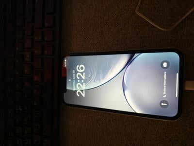 Restored Apple iPhone XR - Carrier Unlocked - 128 GB Red