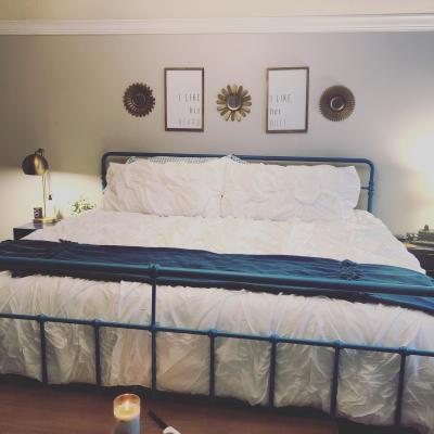 The Pioneer Woman Ruched Chevron Comforter White Walmart Com
