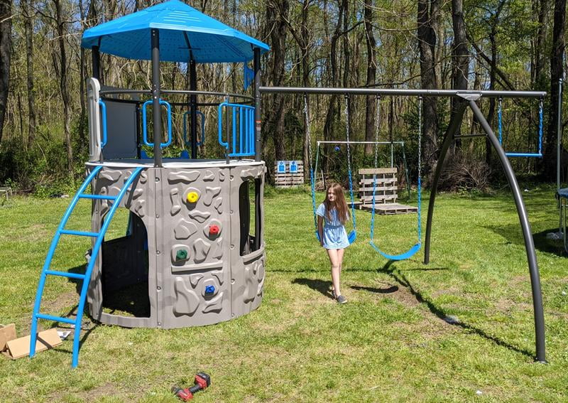 18+ Lifetime Tower Playset Pictures